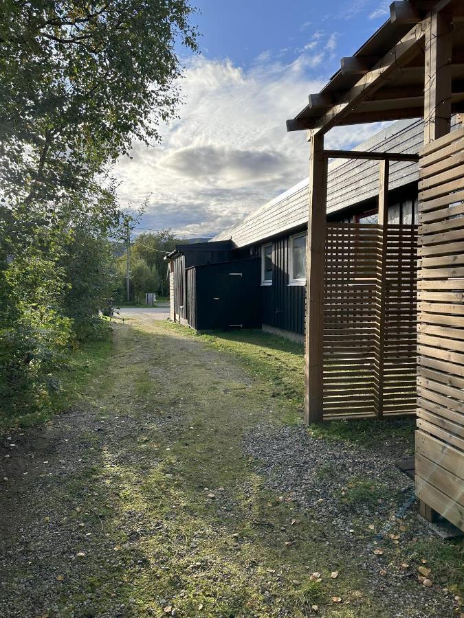 Fin Sentral Leilighet I Lakselv! Kültér fotó